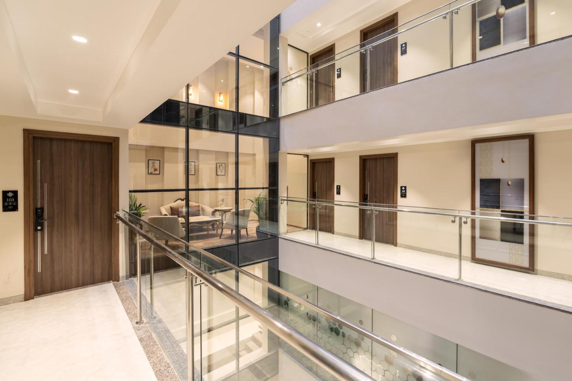 Foxtrail, Sector 42 - Am Hotel Kollection Ґурґаон Екстер'єр фото