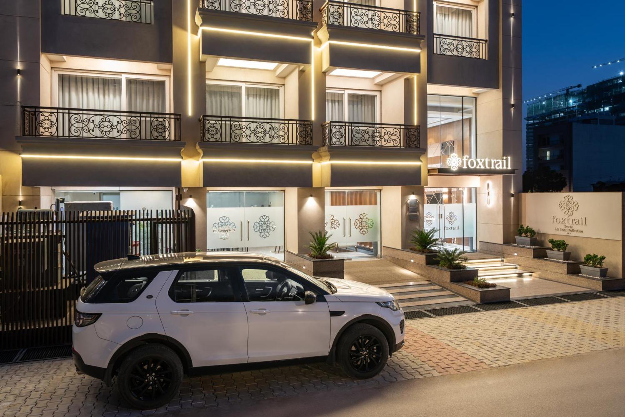 Foxtrail, Sector 42 - Am Hotel Kollection Ґурґаон Екстер'єр фото